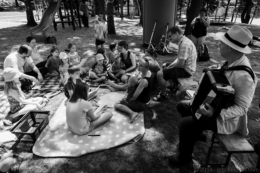 SCHRAMMELKLANG c2014 www.mussil.com 0933_BW.jpg