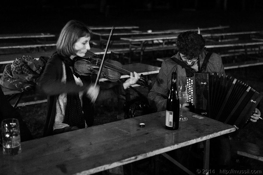 SCHRAMMELKLANG c2014 www.mussil.com 1321_BW.jpg