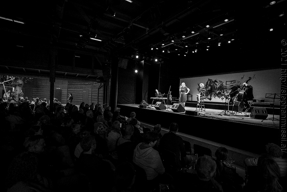 20210709 SCHRAMMELKLANG WE1 @ LITSCHAU c2021 www.stephanmussil.at 051 2.2K BW.jpg